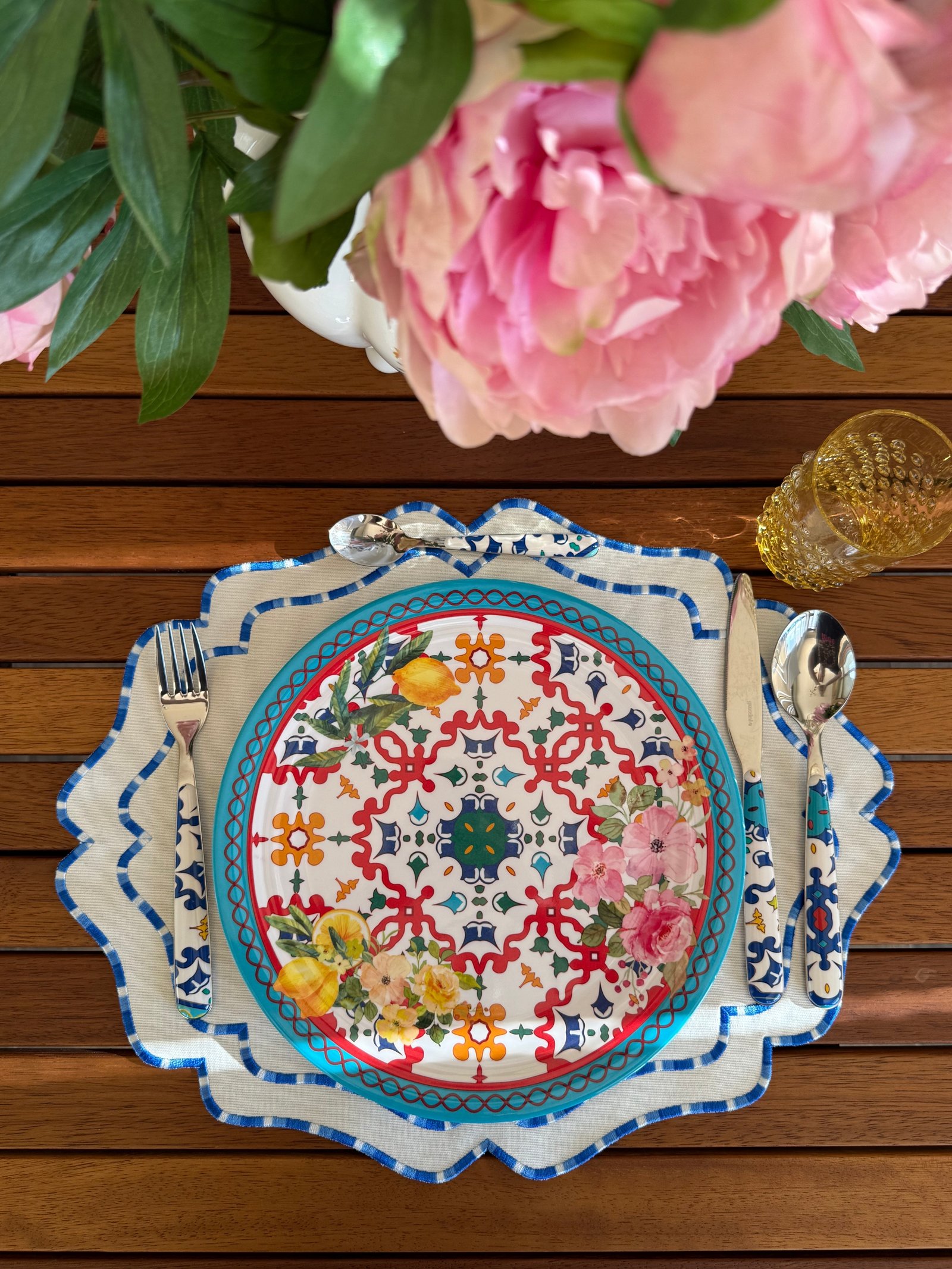 Zikzak Kenarlı Yeşil Biyeli Amerikan Servis – Akdeniz Esintili