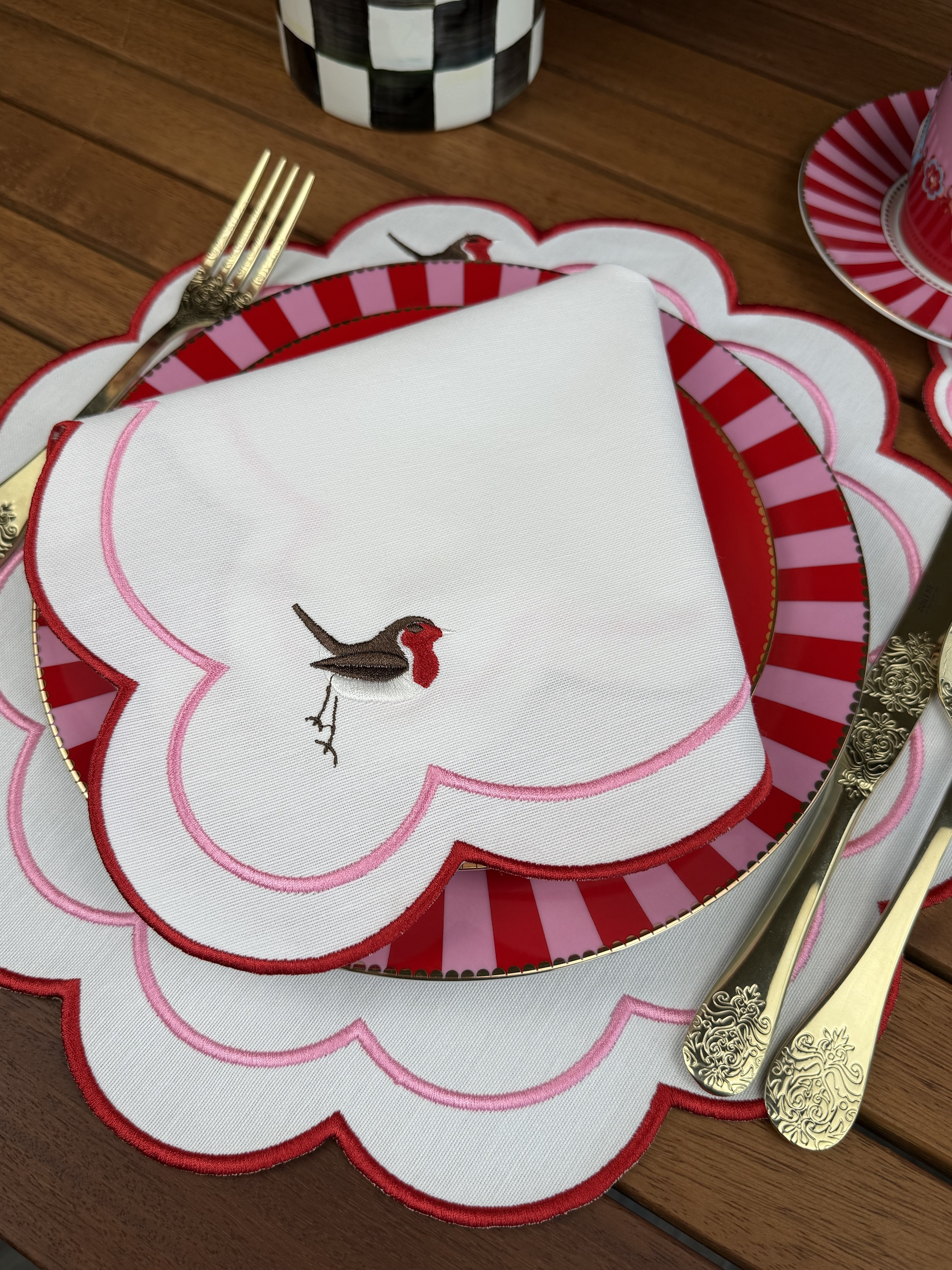 Kırmızı Flora Servis Peçetesi