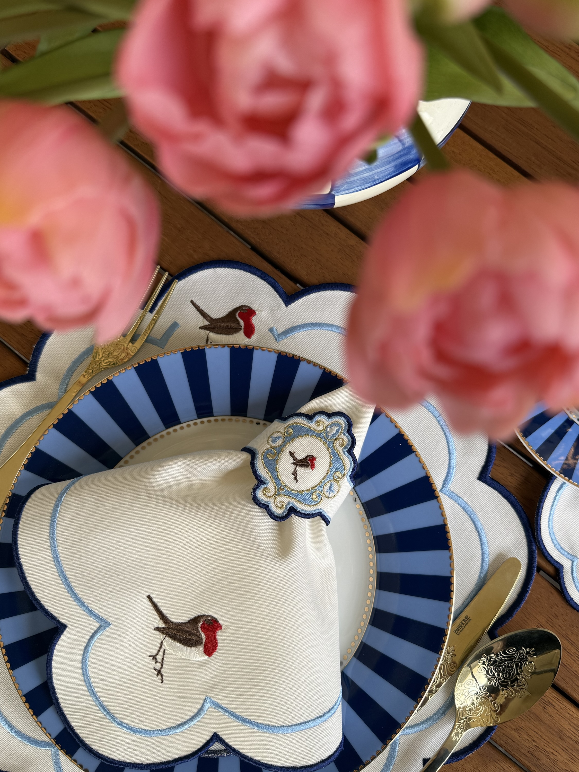 Lacivert Flora Servis Peçetesi