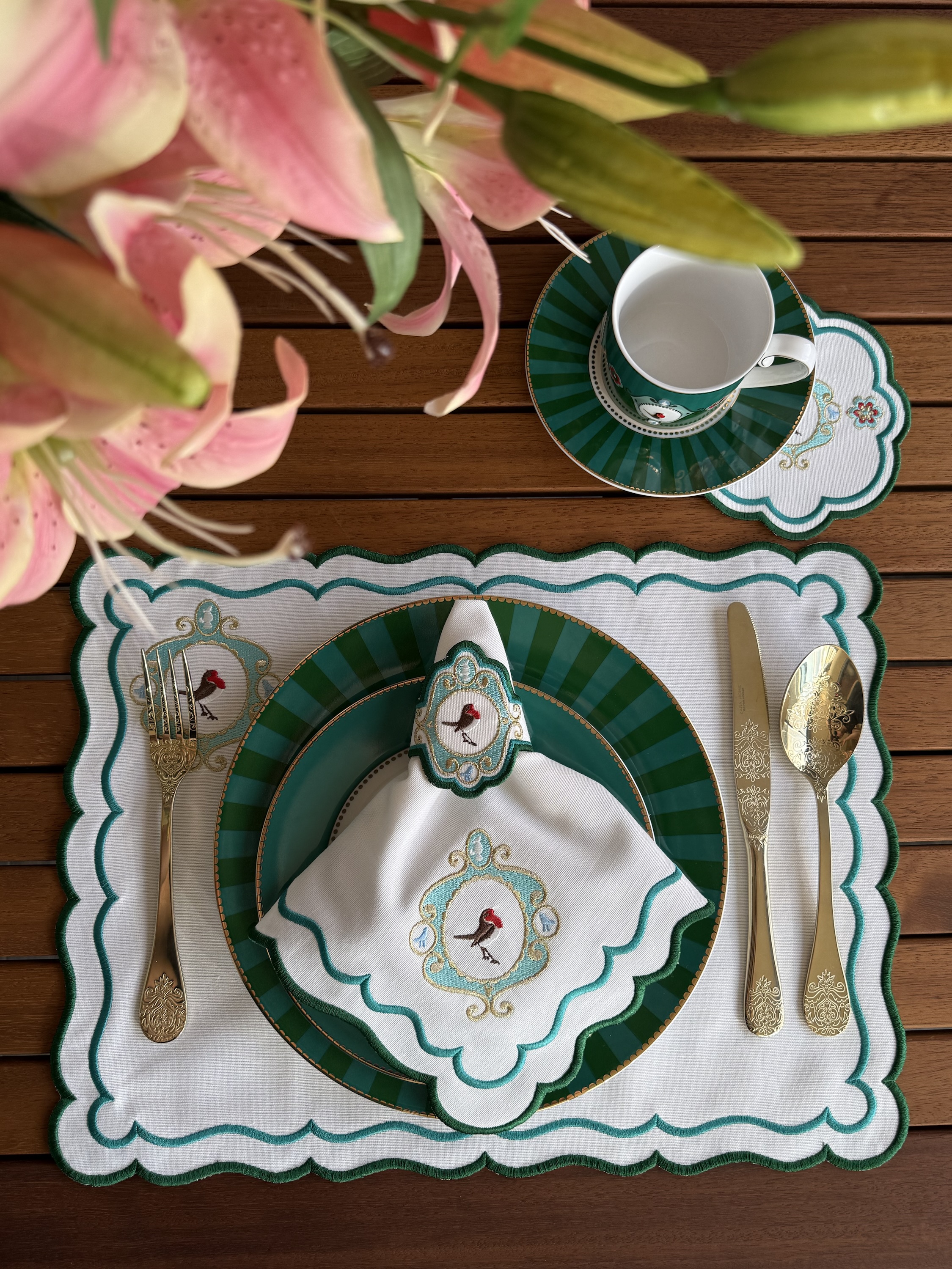 Yeşil Verona Amerikan Servis