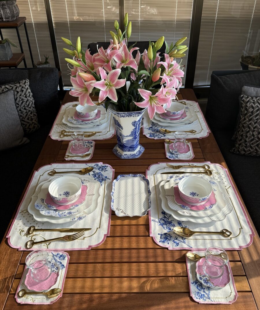 Royal Dream Pembe Amerikan servis