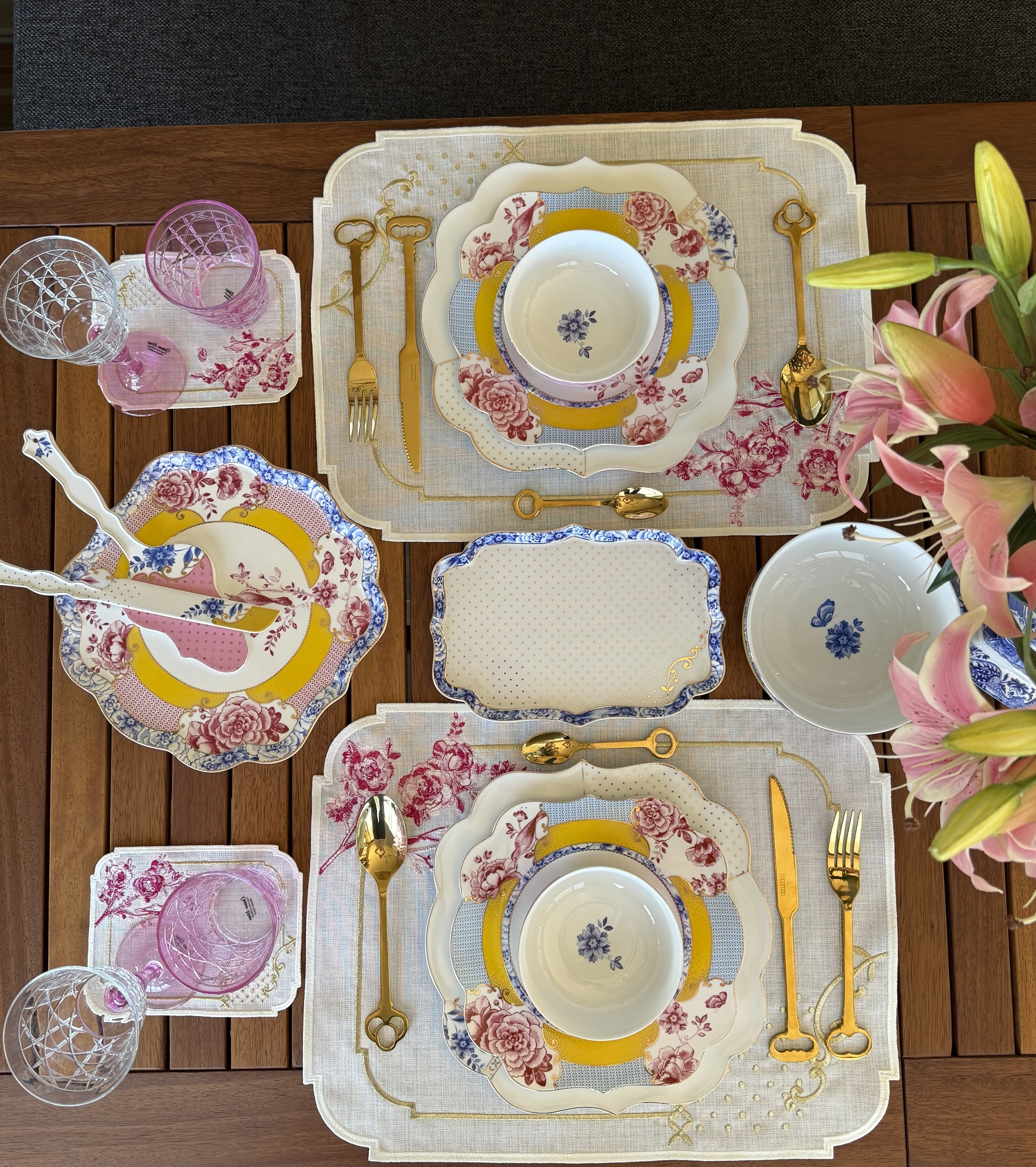 Royal Dream Pink Amerikan Servis