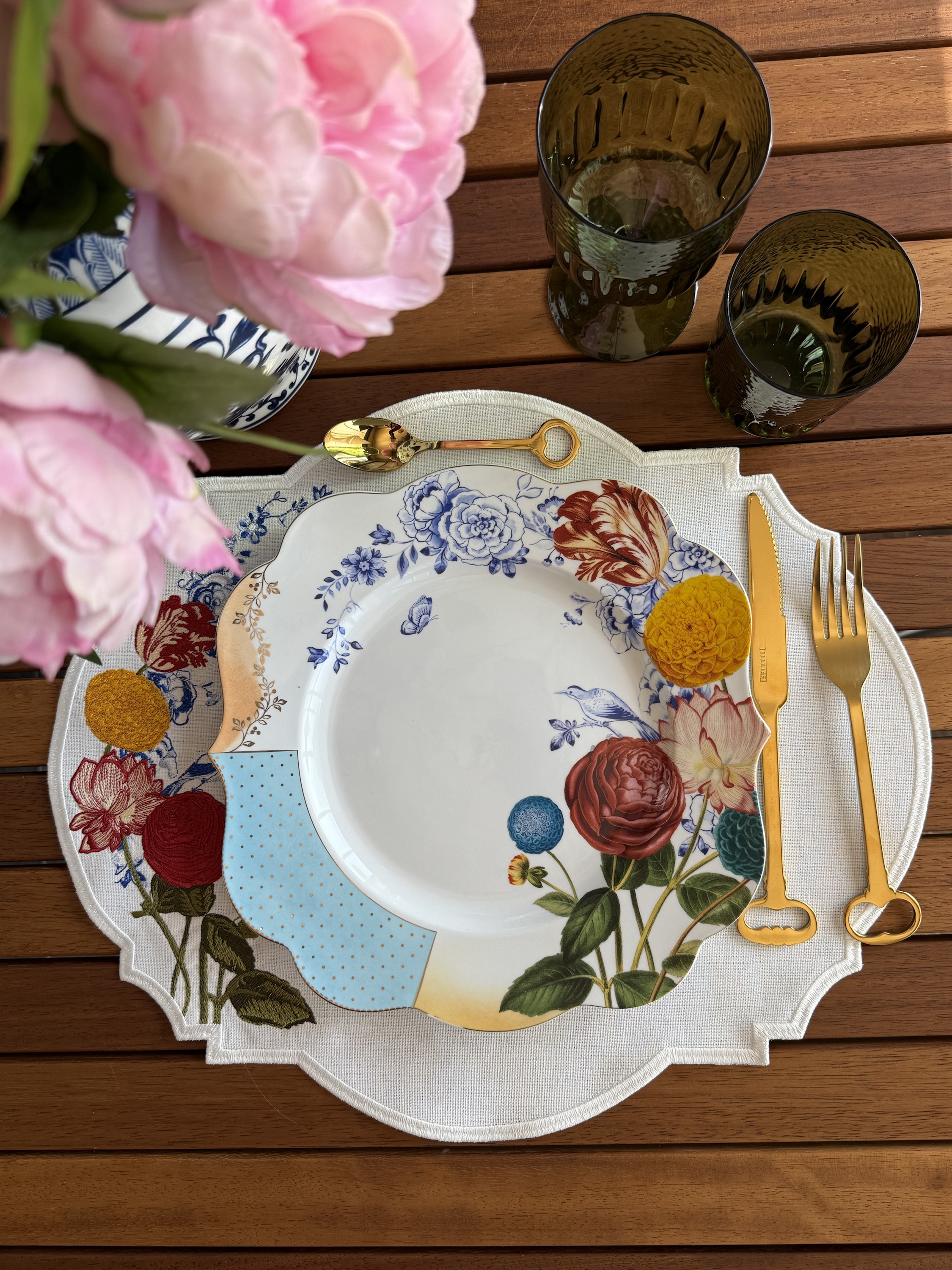 Royal Flora Amerikan servis