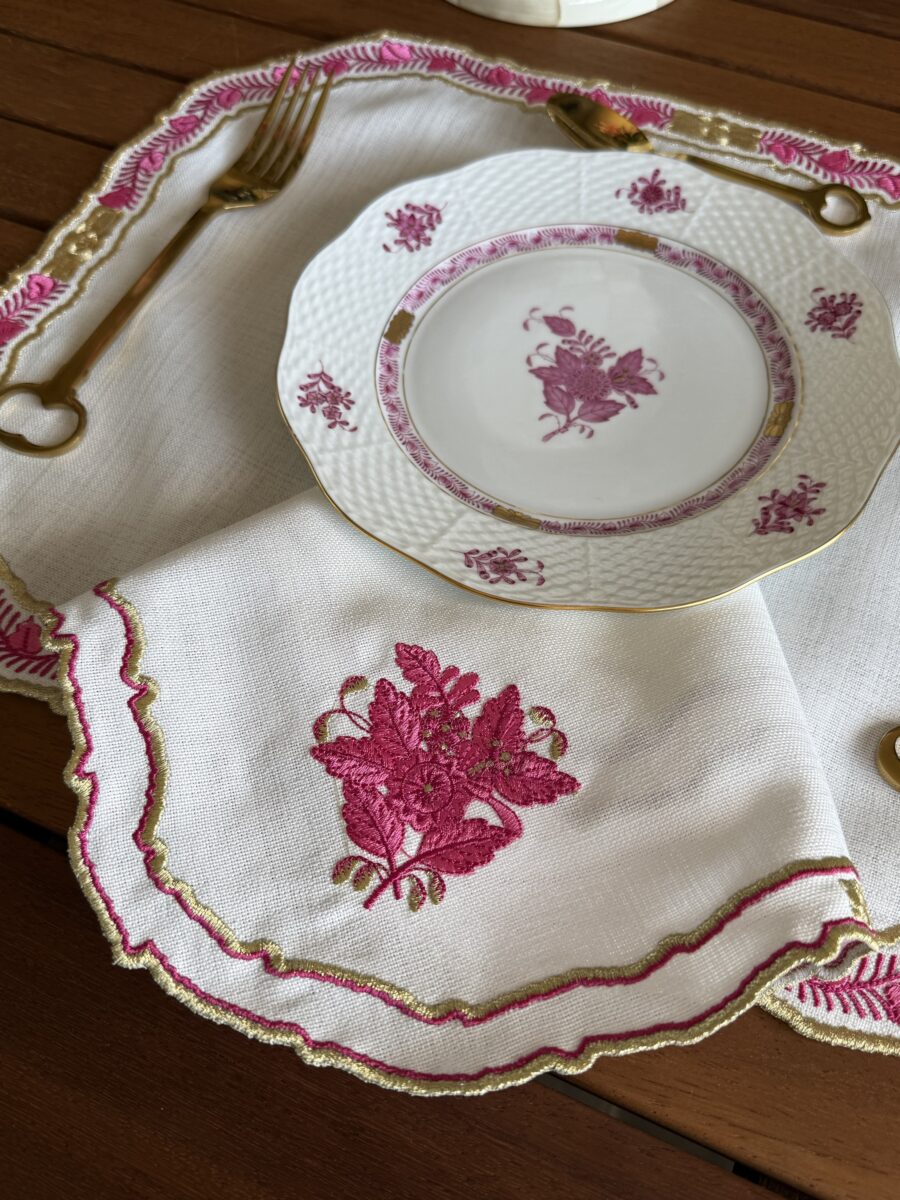 Regalia Pembe Gold Servis Peçetesi