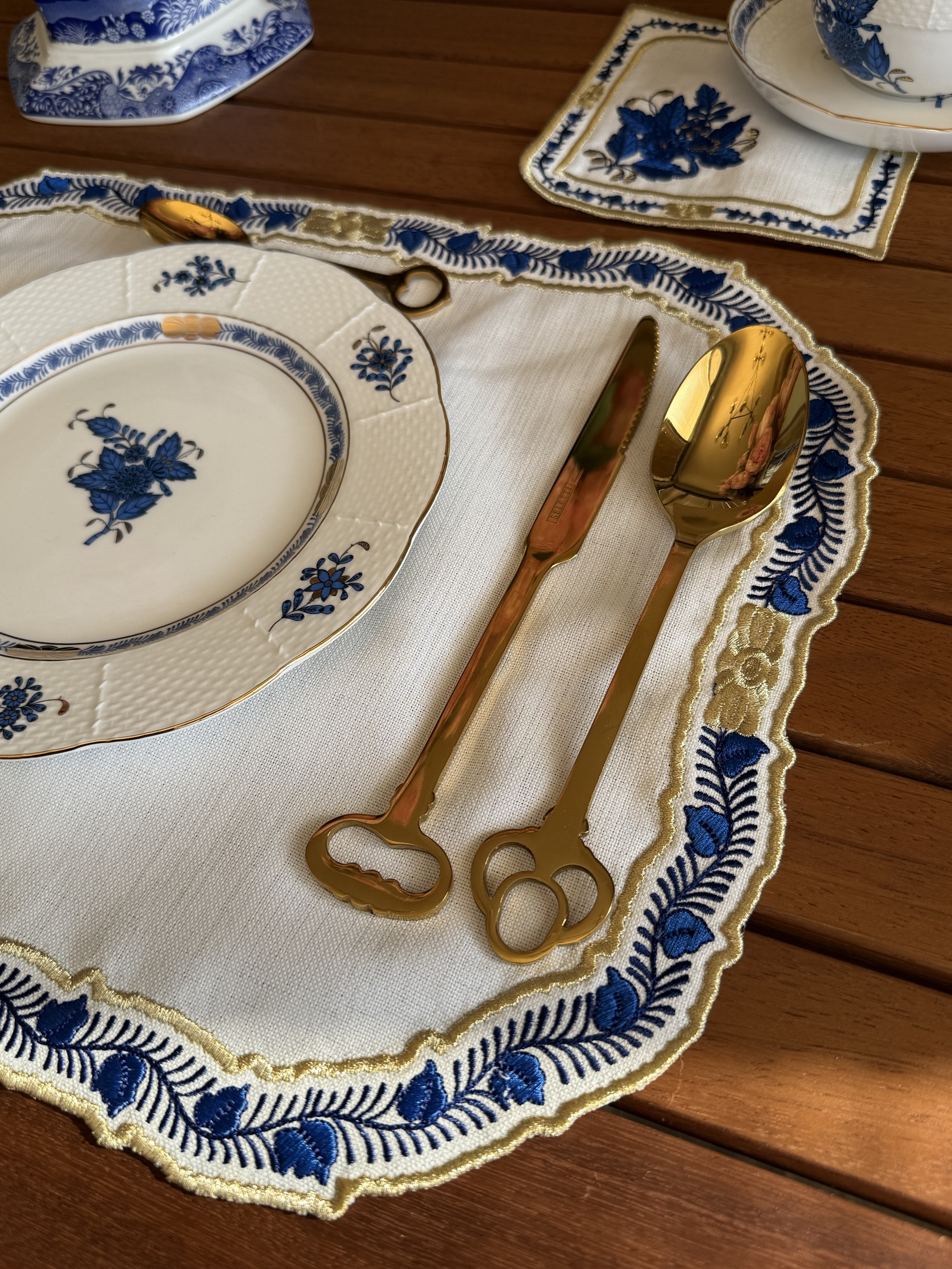 Regalia Mavi Gold Amerikan servis