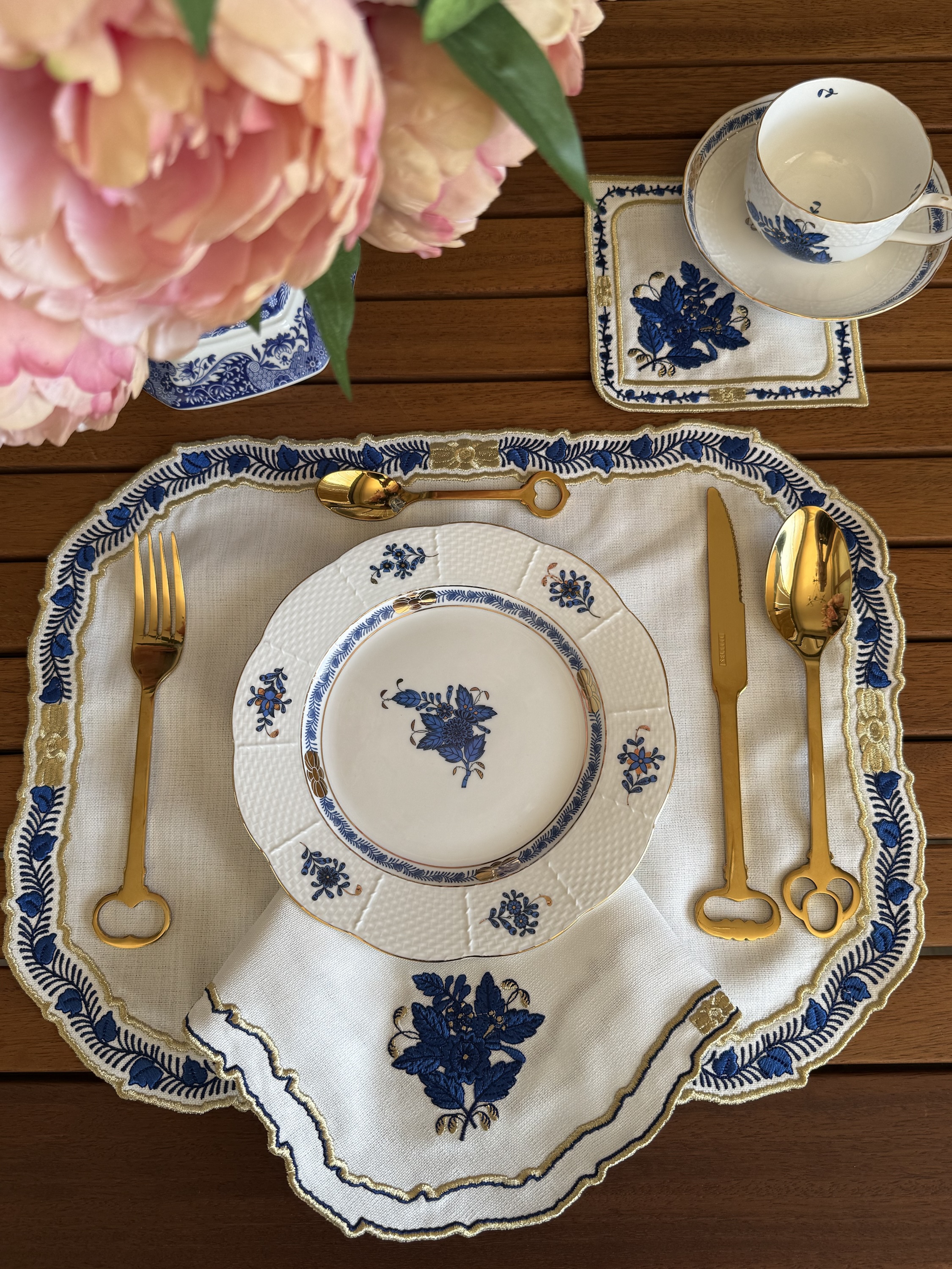 Regalia Mavi Gold Amerikan servis