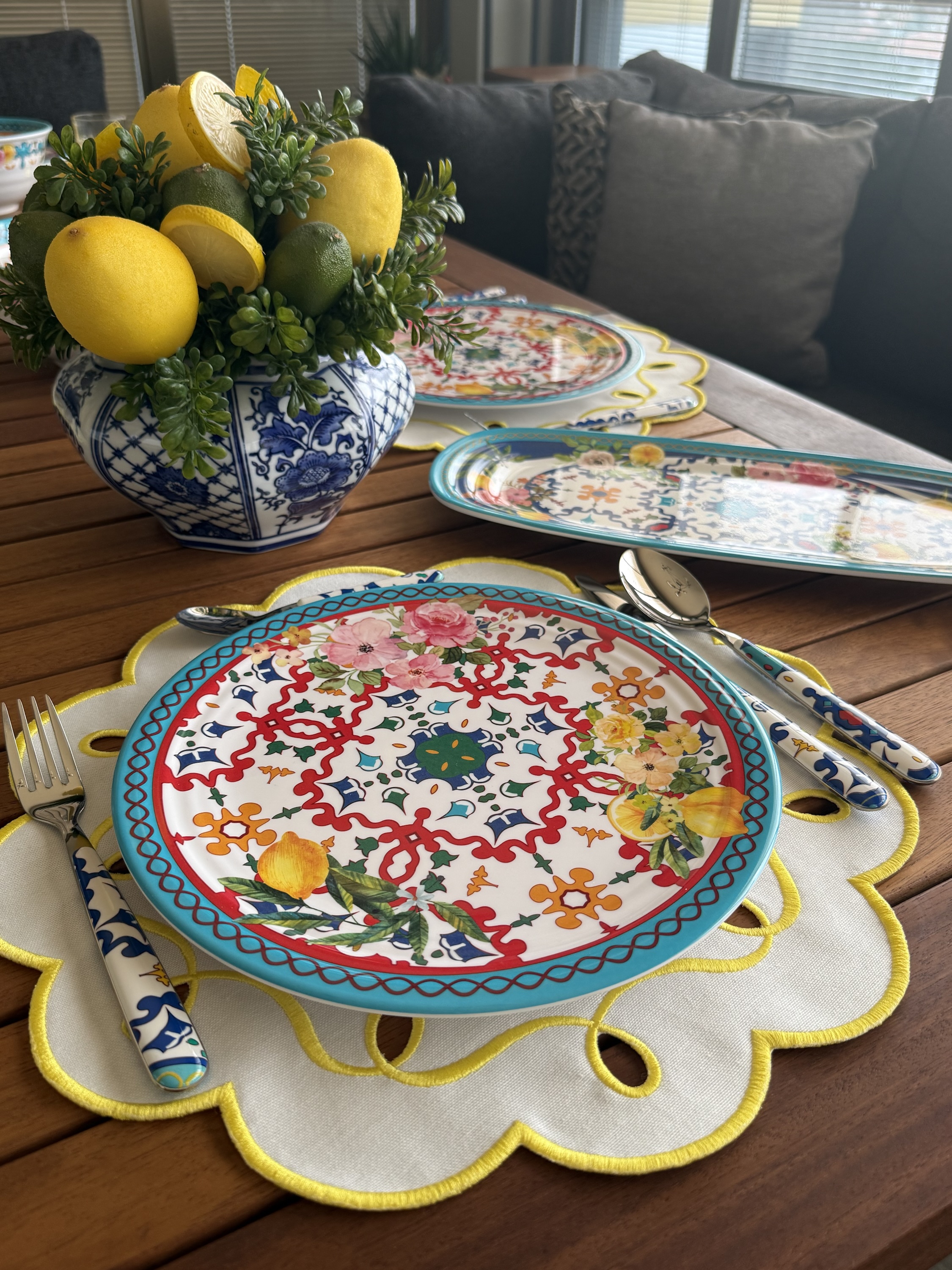 Giallo Sarı Amerikan Servis
