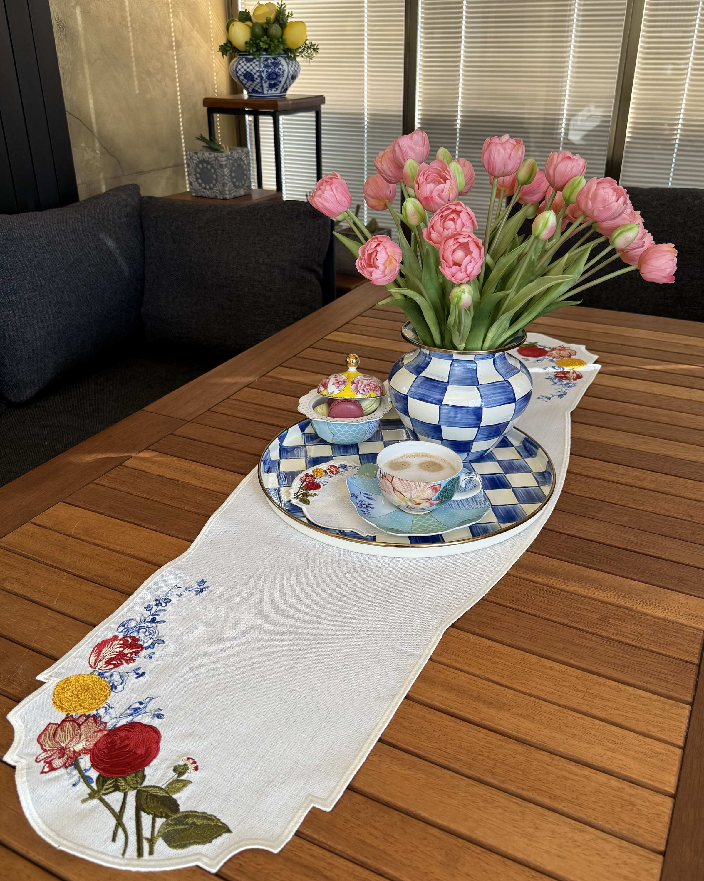 Royal Flora Runner