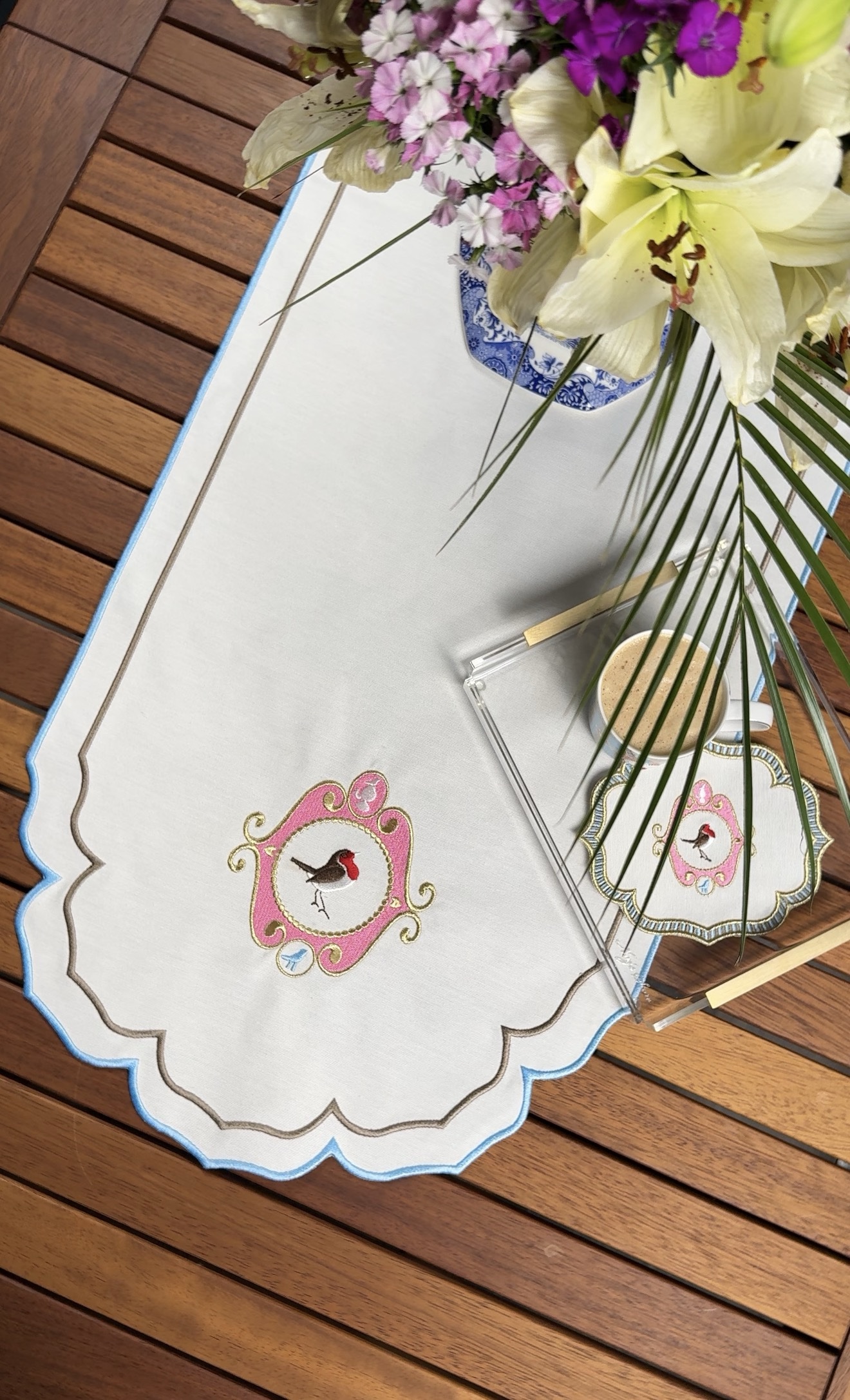 Flora Mavi Runner