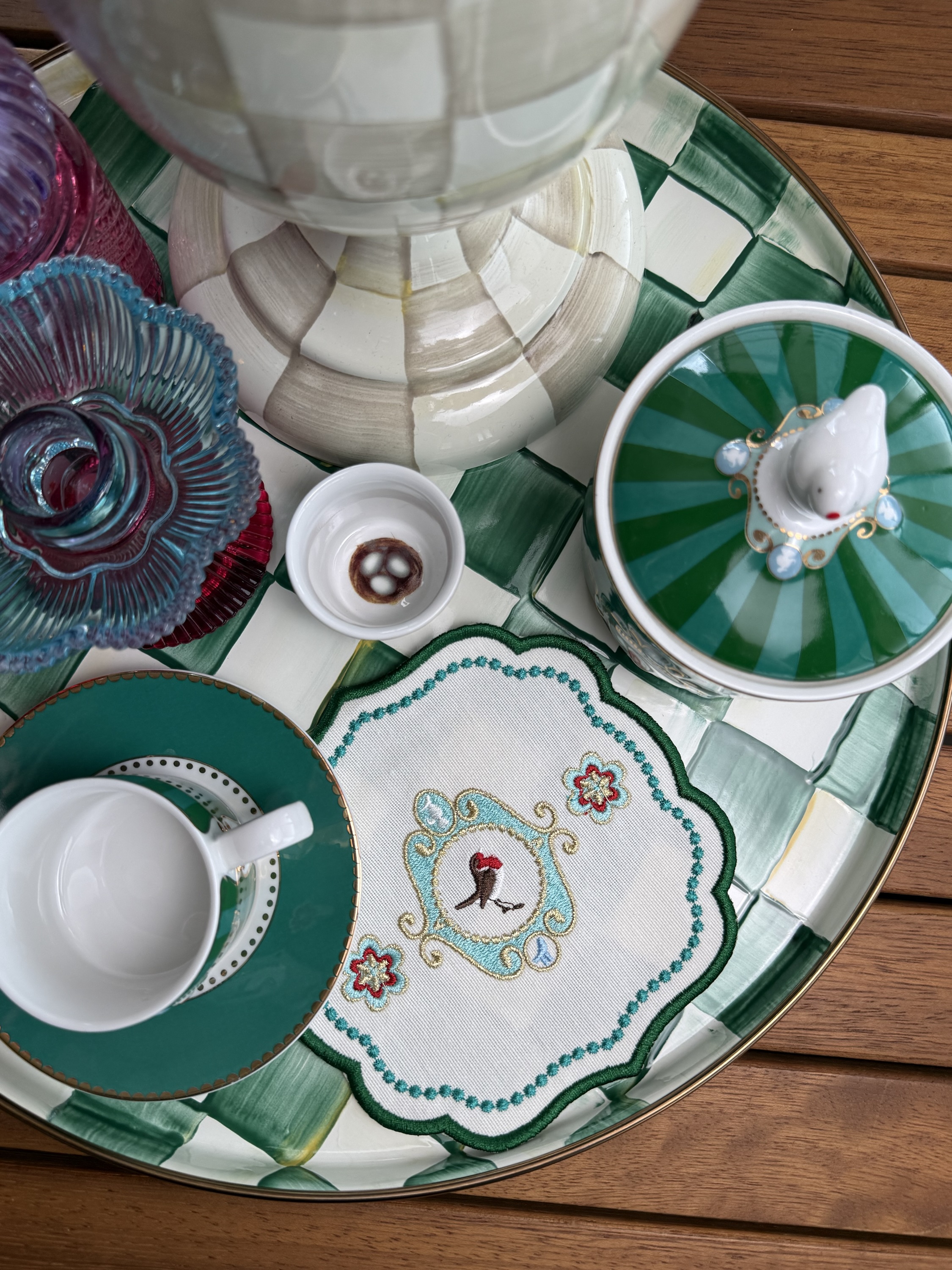 Flora Nove Yeşil Noktalı Kokteyl Peçetesi