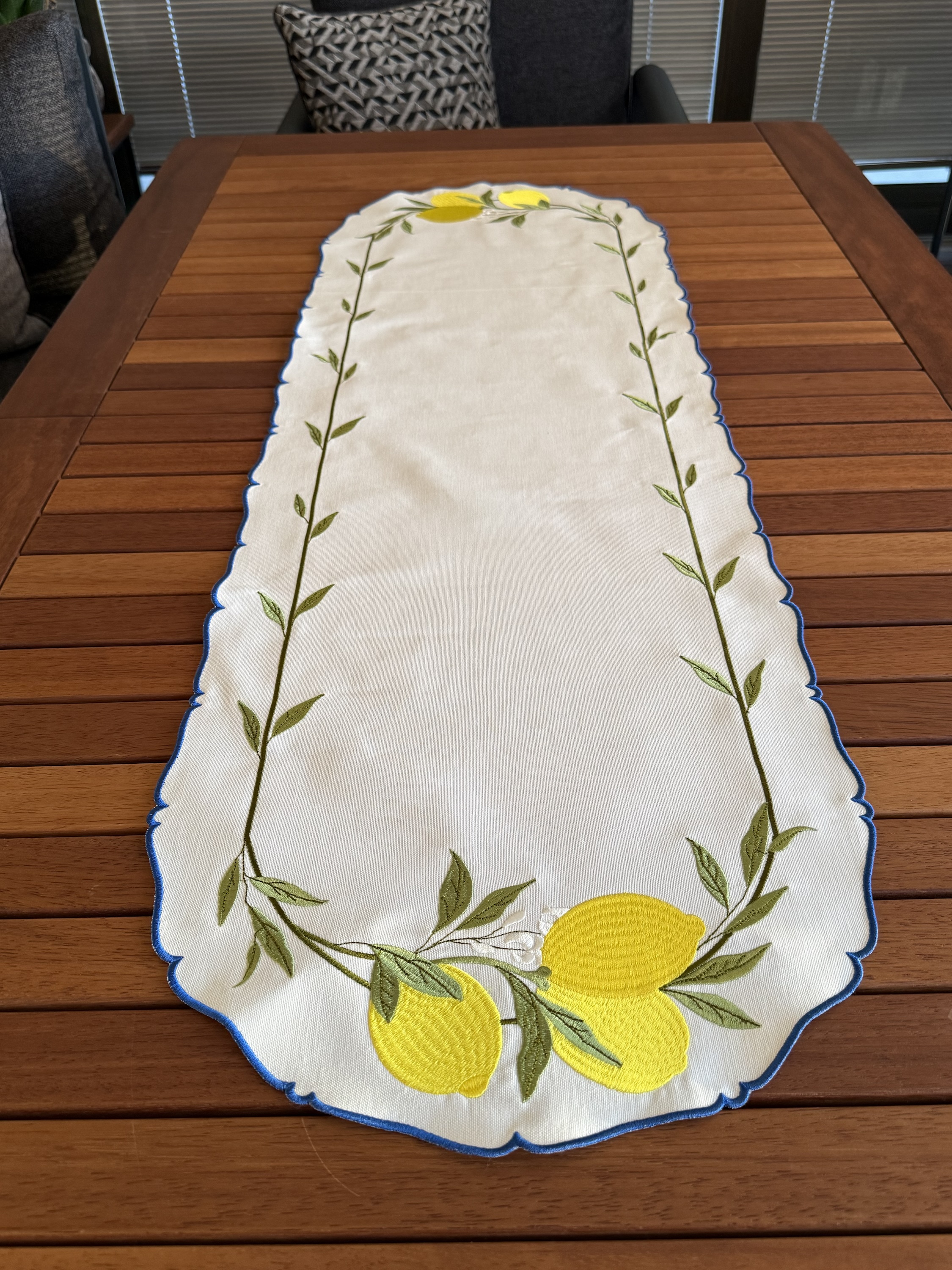 Lemon Garden Mavi Runner