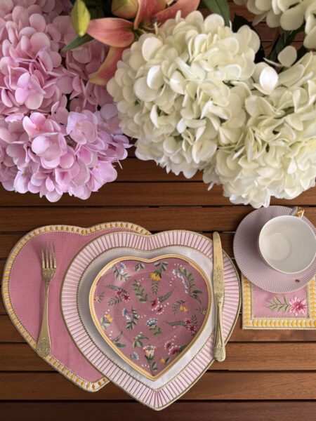 Amour Pembe Amerikan Servis