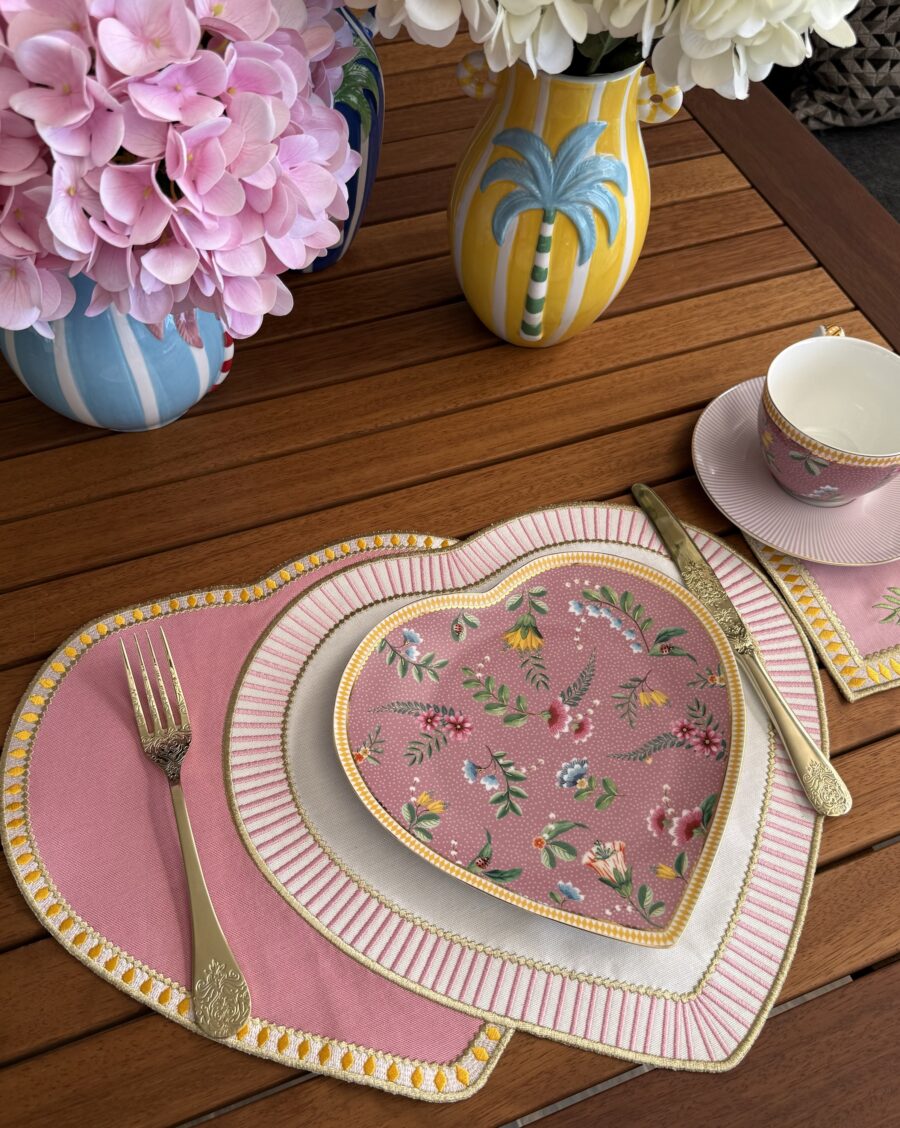 Amour Pembe Amerikan Servis